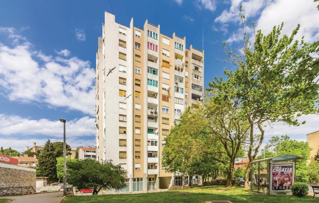 Apartment Trixi Pula Exteriör bild